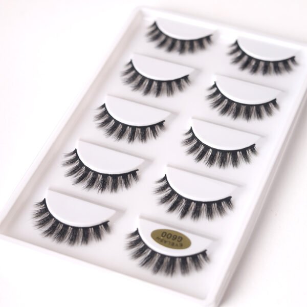 G600 Eyelashes