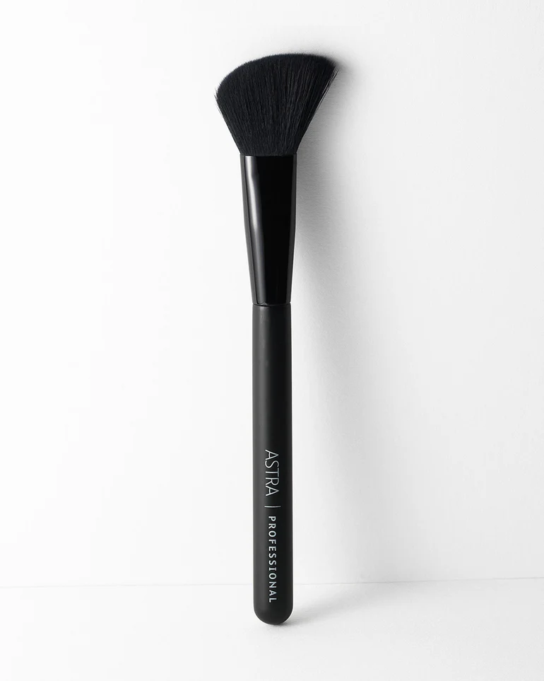7996-01_01 Astra Blush Brush - Image 1